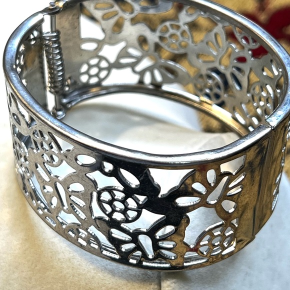 Lovely Silver Butterfly Scroll Cuff Bracelet - Picture 5 of 6